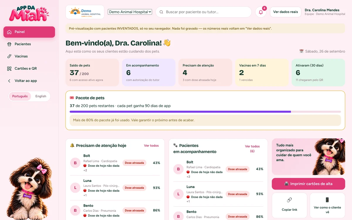 Portal da clínica com saldo do pacote, pacientes em acompanhamento, alertas de dose atrasada e vacinas